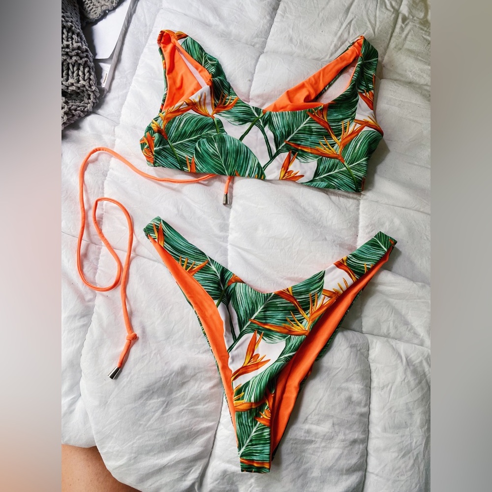 Small Business Brand 🧡💚 Tropical & Reversible Bikini
